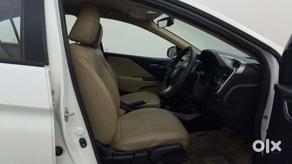 Honda City 1.5 V 4th Gen I-vtec Mt, 2022, Petrol