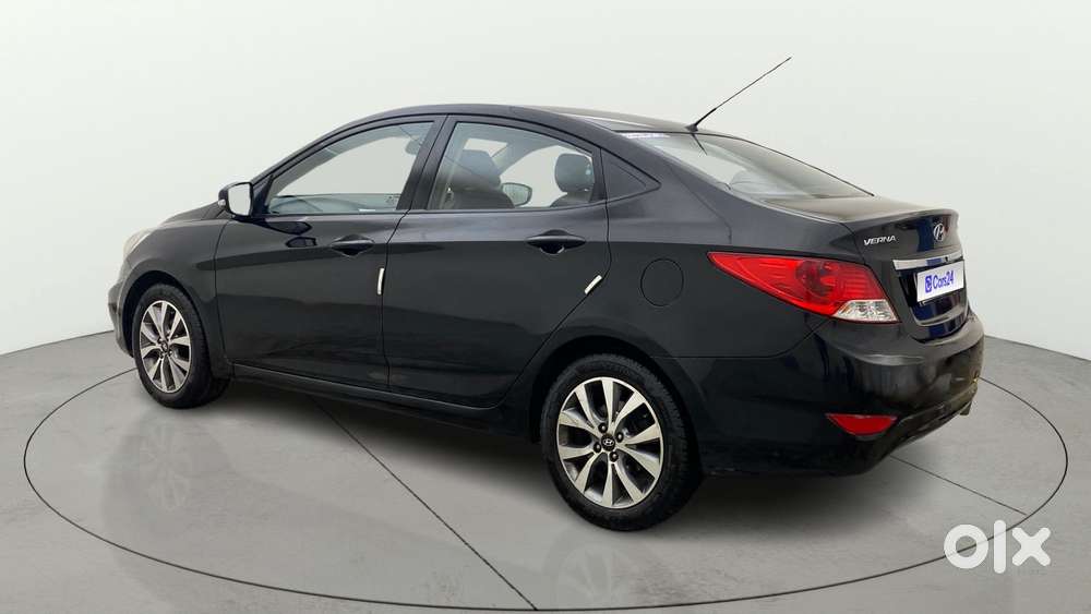 Hyundai Verna Fluidic 1.6 Vtvt Sx, 2014, Petrol