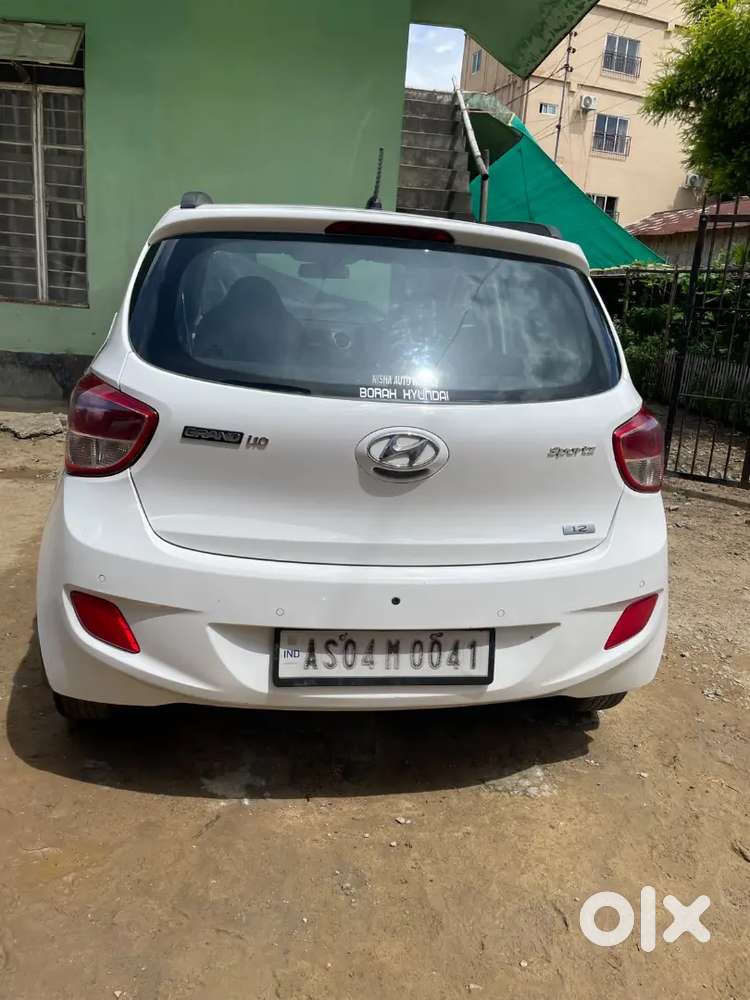 Grand I10 Sportz Optional