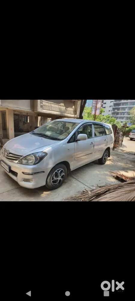 Toyota Innova Hycross 2009 Diesel 185000 Km Driven