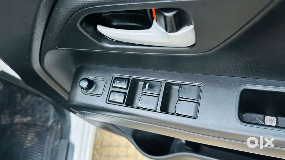 Maruti Suzuki Wagon R Zxi, 2022, Petrol