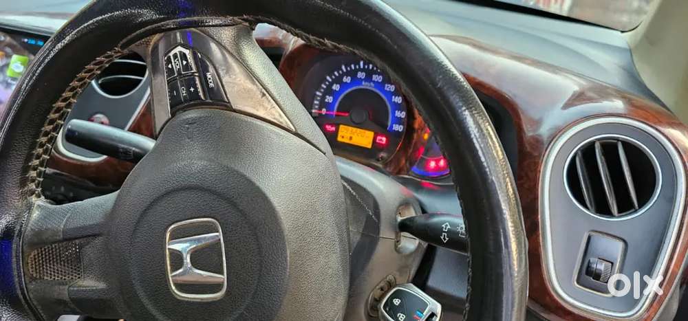 Honda Mobilio 2016 Diesel 94000 Km Driven