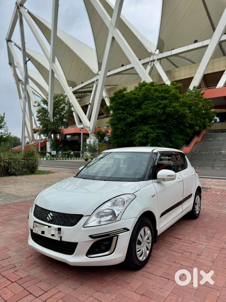 Maruti Suzuki Swift Vxi Optional, 2013, Petrol