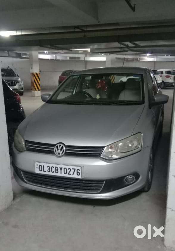 Volkswagen Vento Celeste 1.6 Highline, 2014, Petrol