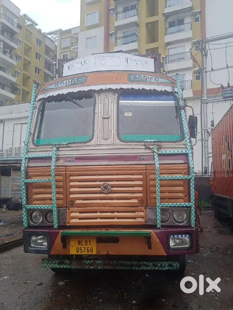 Ashok Leyland 14 Tyre Heavy Duty Truck for Sale &ndash; Good Condition