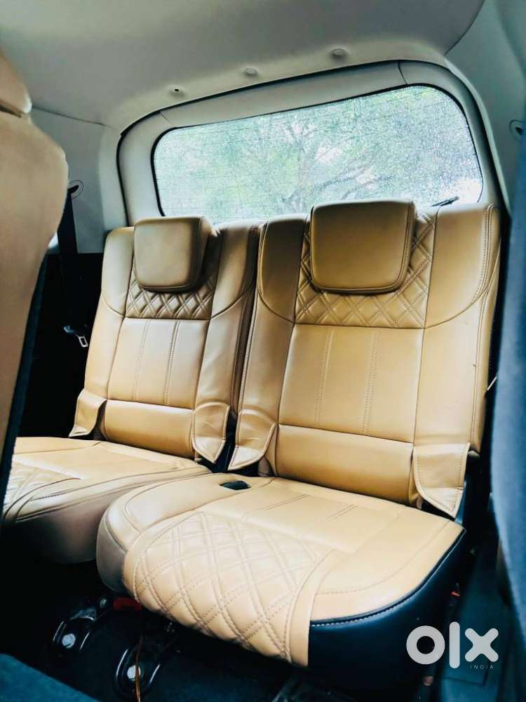 Mahindra Xuv500 W11 At, 2019