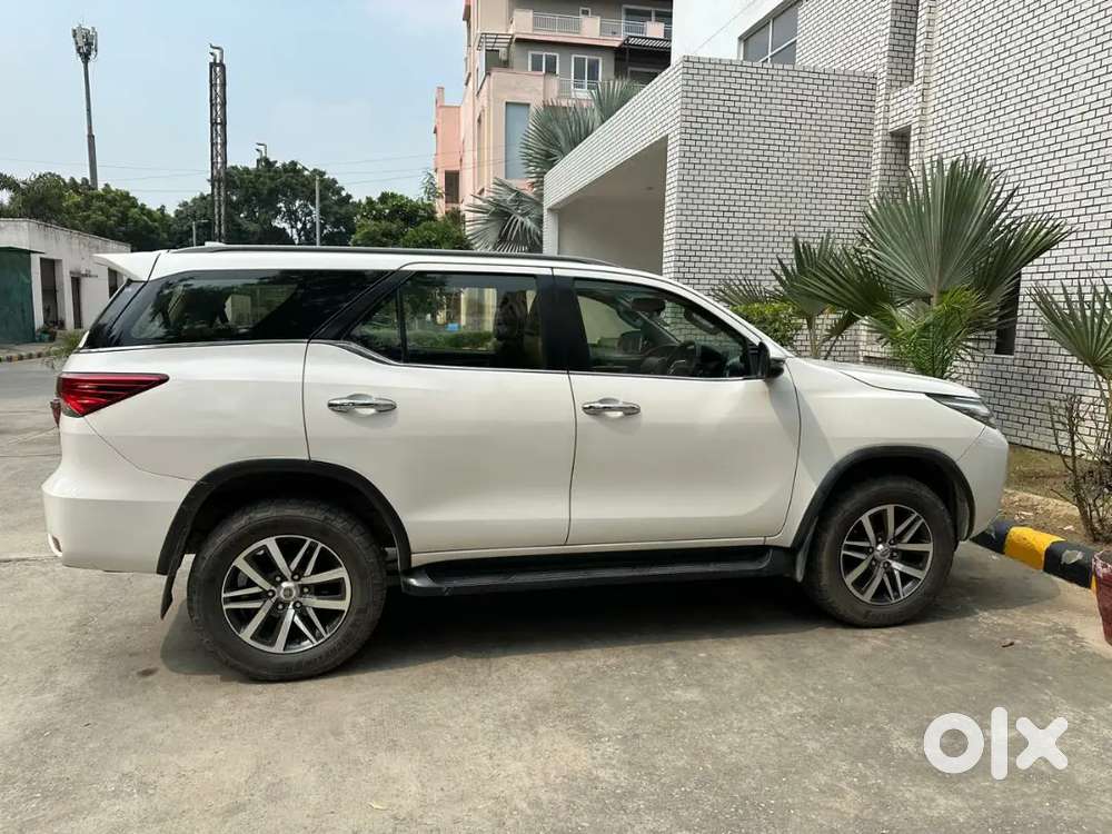 Toyota Fortuner Diesel At 2019