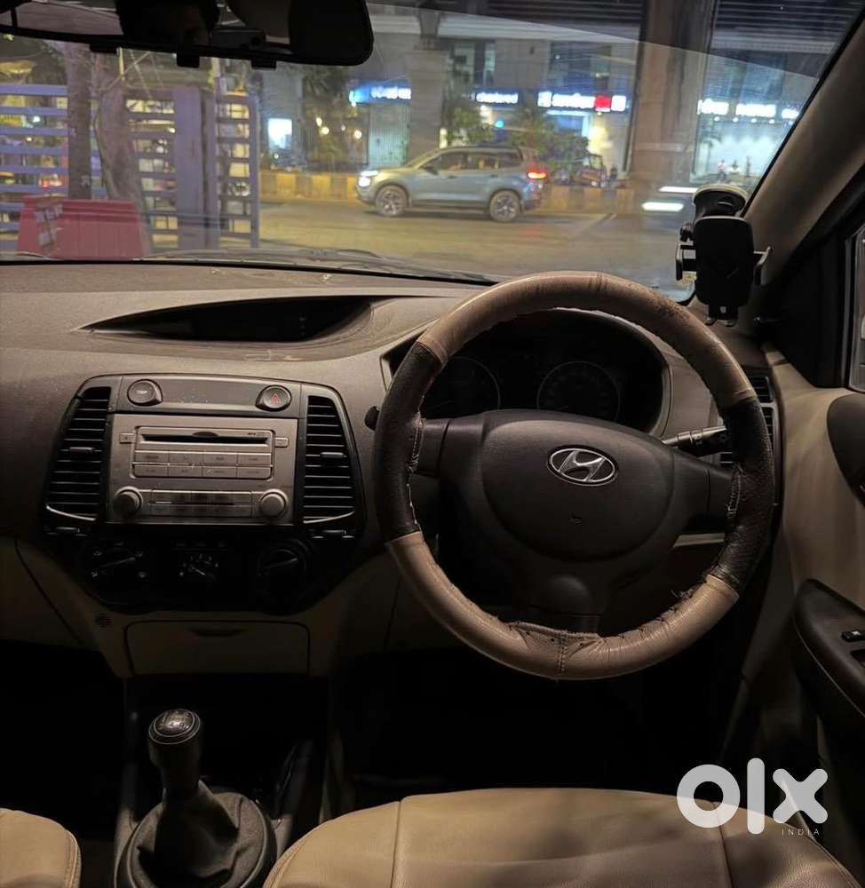 2010 Hyundai Petrol Car