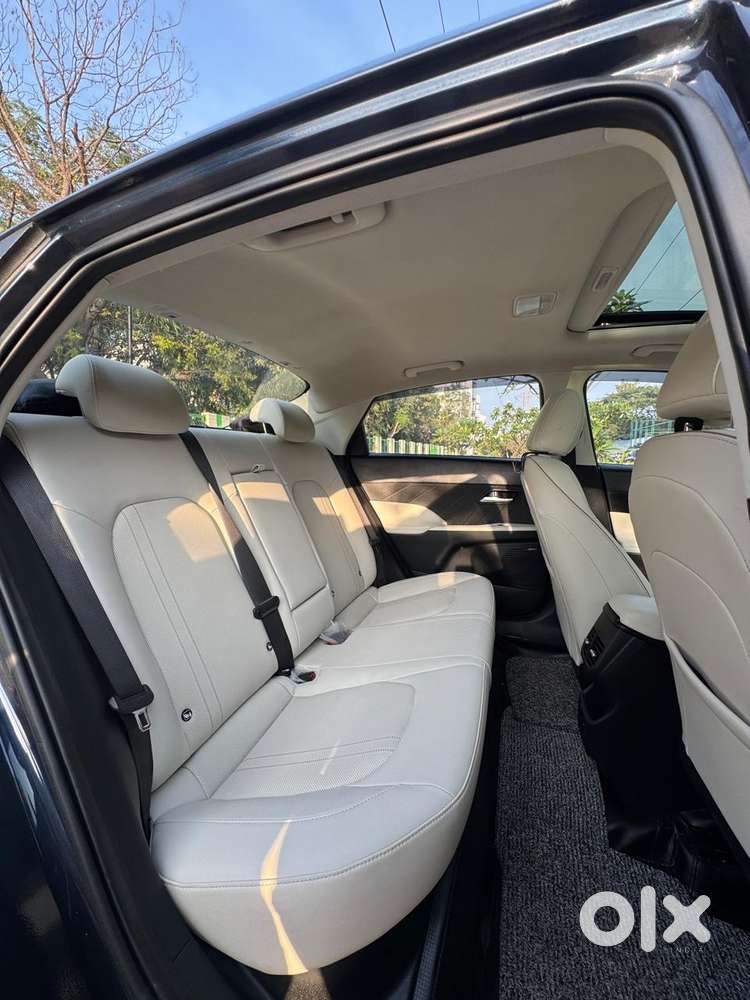 Hyundai Verna Sx 1.5 Petrol Ivt, 2023, Petrol