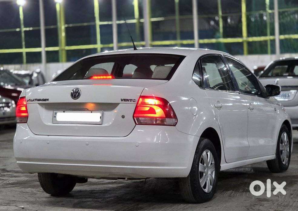 Volkswagen Vento, 2011, Petrol