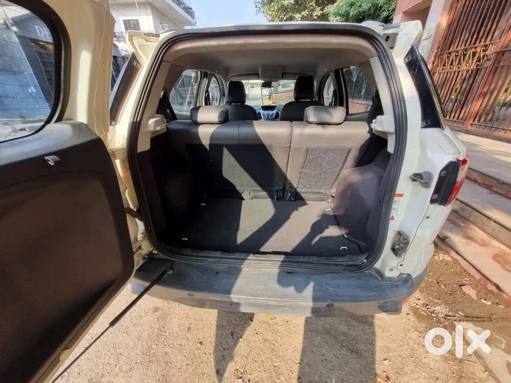 Ford Ecosport Top Model 1.5l Petrol Automatic, 70200 Km Driven