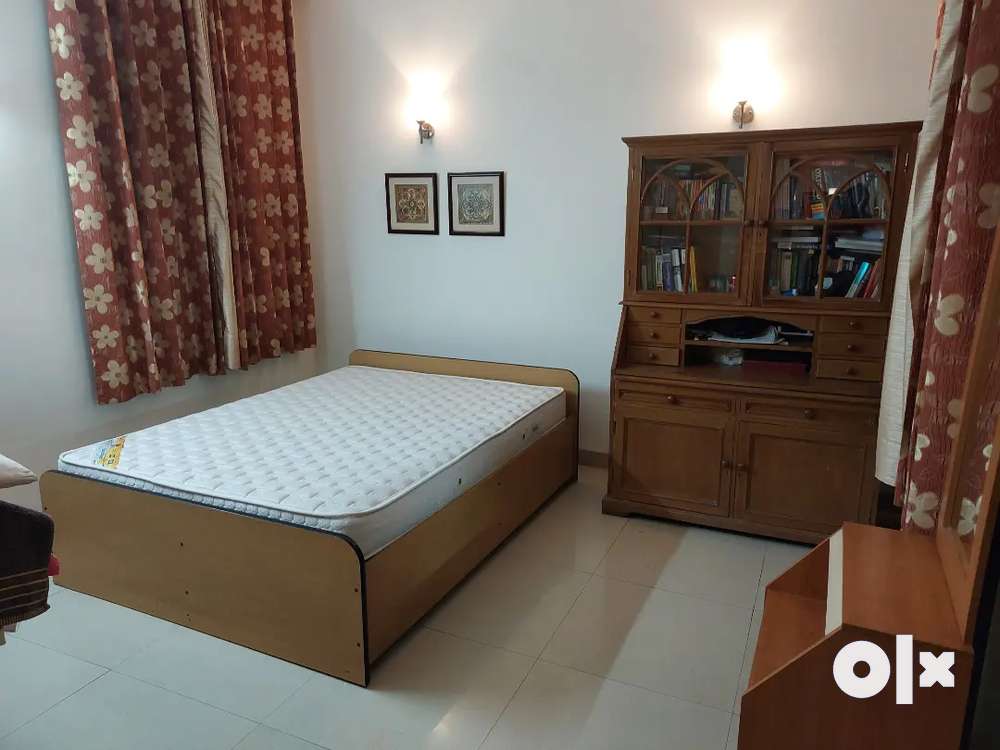 Olx indirapuram deals furniture