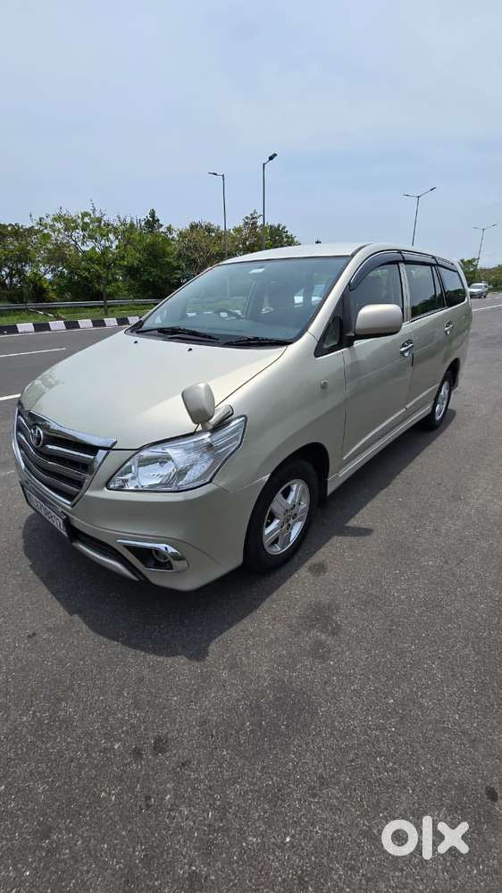 Toyota Innova [ ] 2.5 G4 8 Str, 2015, Diesel