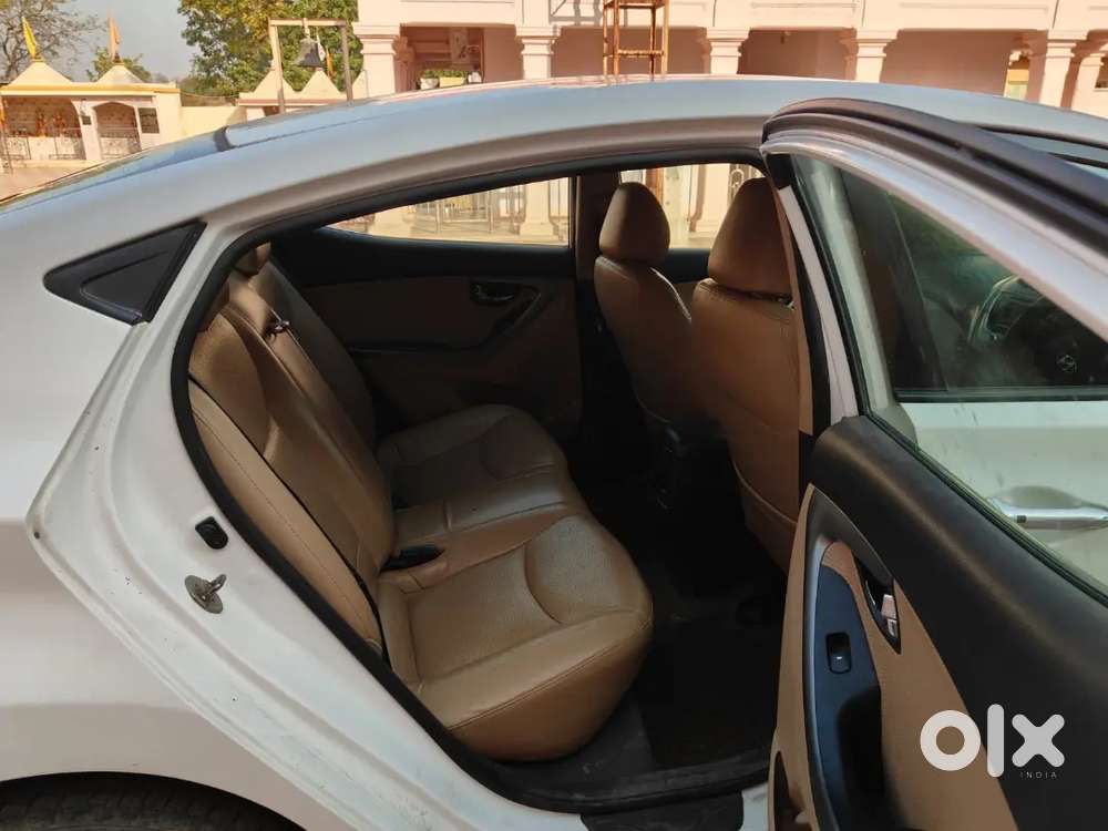 Hyundai Elantra Sx Petrol 2014