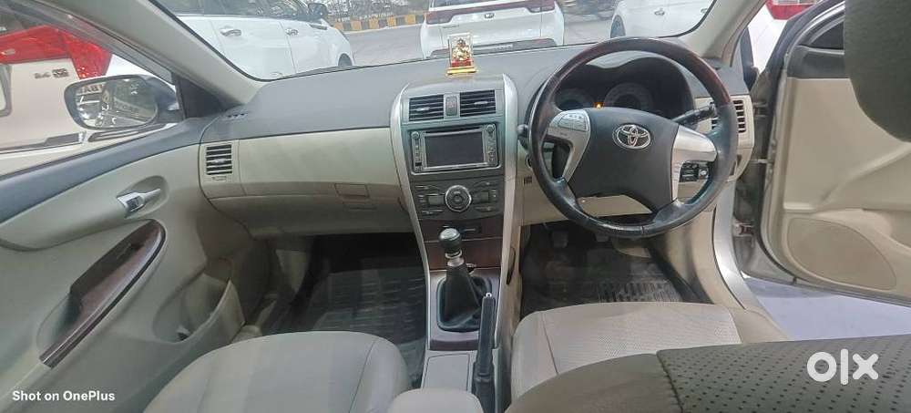 Toyota Corolla H4 1.8g, 2013, Cng & Hybrids
