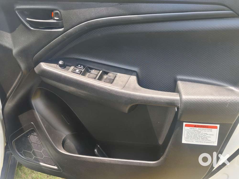 Maruti Suzuki Brezza Lxi S-cng, 2024, Cng & Hybrids