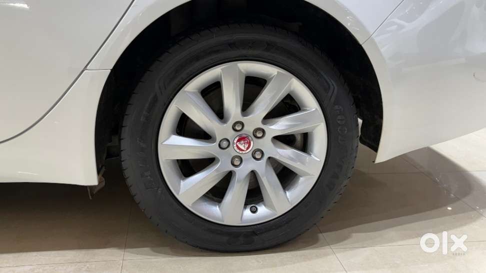 Jaguar Xf 2.0 Petrol Prestige, 2020, Petrol