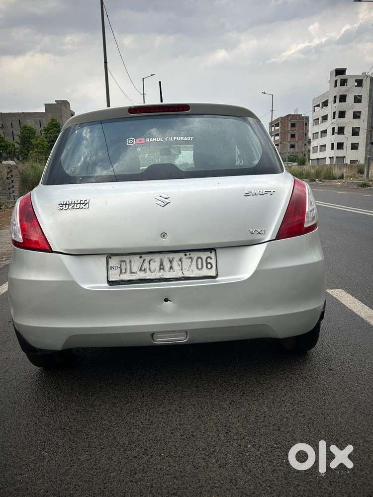 Maruti Suzuki Swift Lxi Option, 2017, Cng & Hybrids