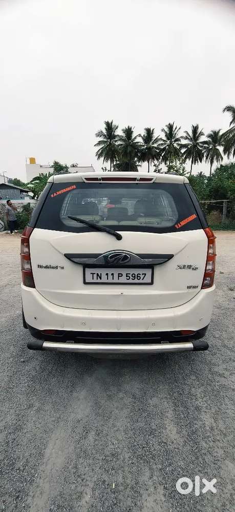 Mahindra Xuv500 2015