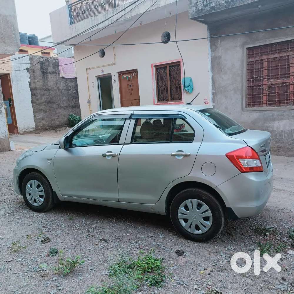 Maruti Suzuki Dzire 2016 Cng & Hybrids 80000 Km Driven