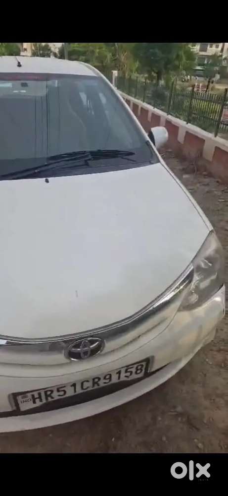 Toyota Etios 2012 Petrol 100000 Km Driven