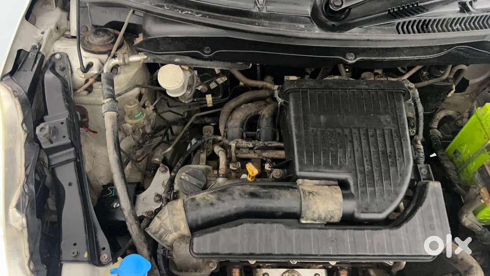 Maruti Suzuki Swift Dzire 1.3 Vxi, 2013, Petrol