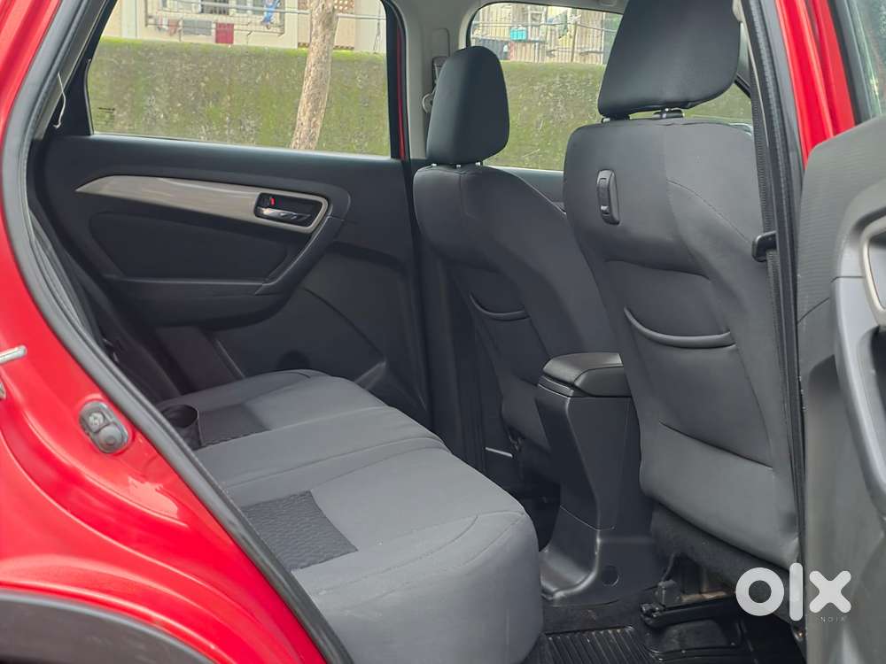 Maruti Suzuki Brezza Zdi+ Dual Tone, 2016, Diesel