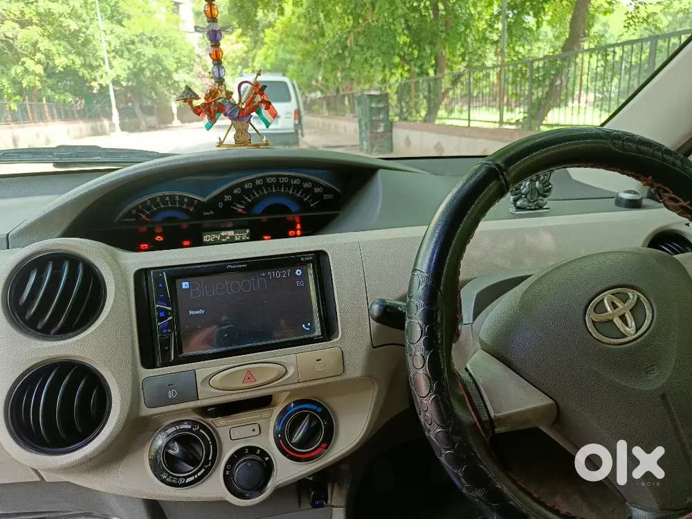 Toyota Etios Liva 2015