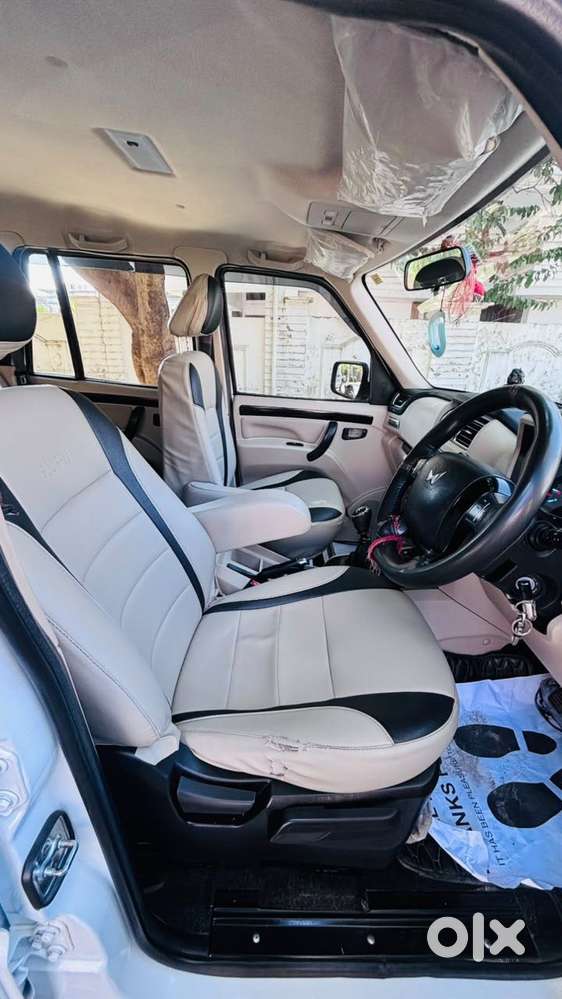 Mahindra Scorpio Classic 2.2 S 11 Mt 7 Str, 2024, Diesel