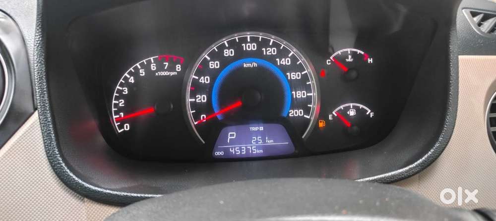 Hyundai Grand I10 At Sportz, 2017, Petrol