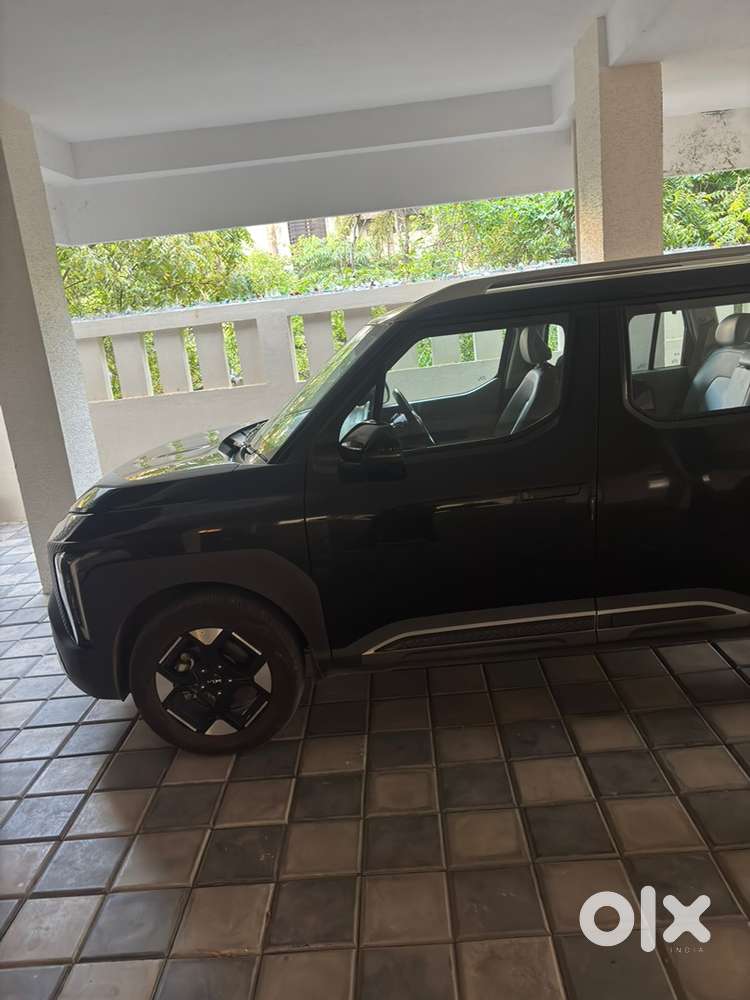 Kia Syros Petrol 2025 Year