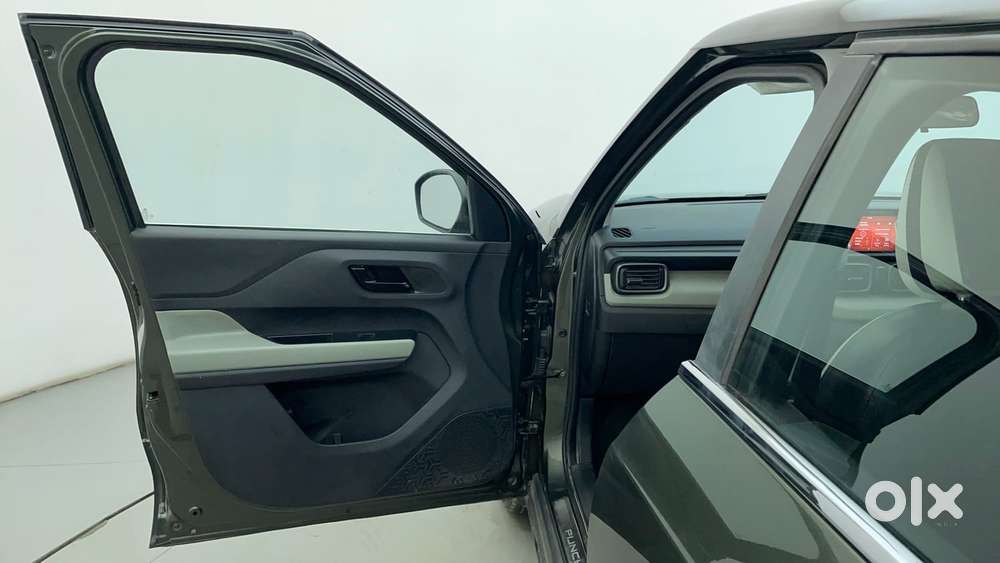 Tata Punch 1.2 Revotron Adventure Camo Rhythm, 2022, Petrol