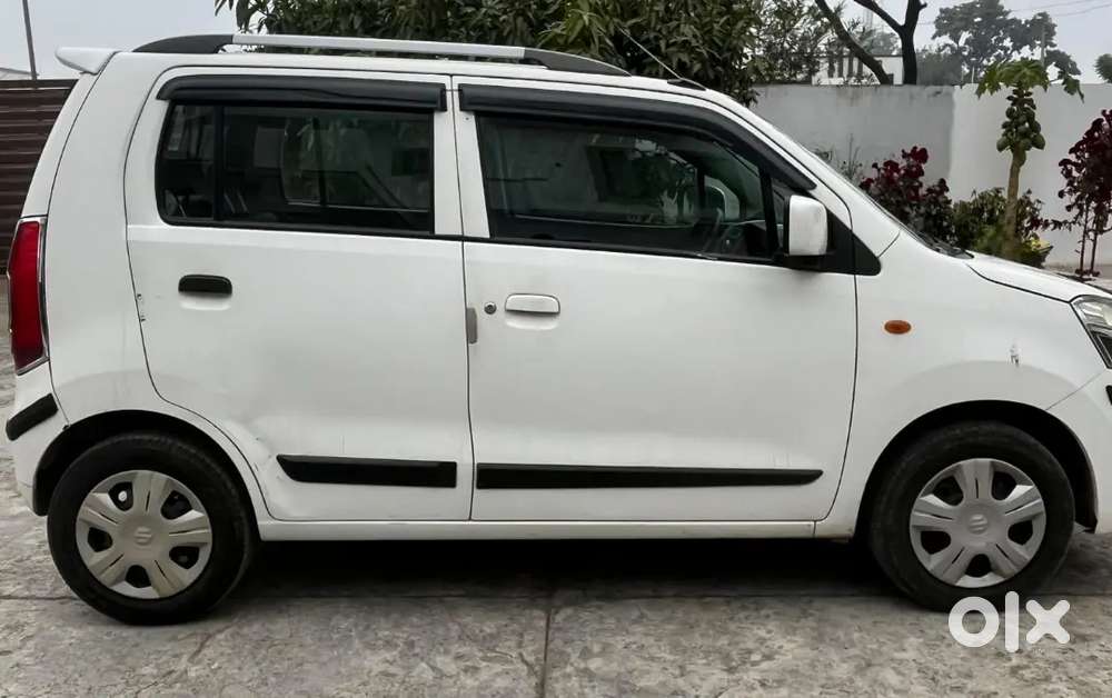 Maruti Suzuki Wagon R 2015 Petrol Manual Second Owner