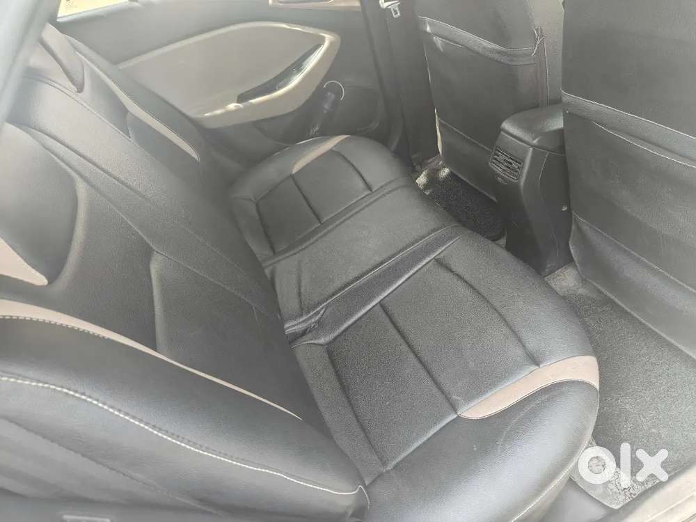 Hyundai I20 2019 Petrol 30000 Km Driven By Lady