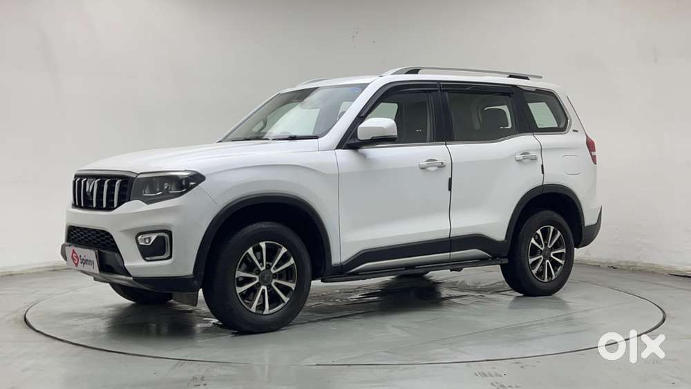 Mahindra Scorpio N Z8 L Petrol Mt 7 Str, 2023, Petrol