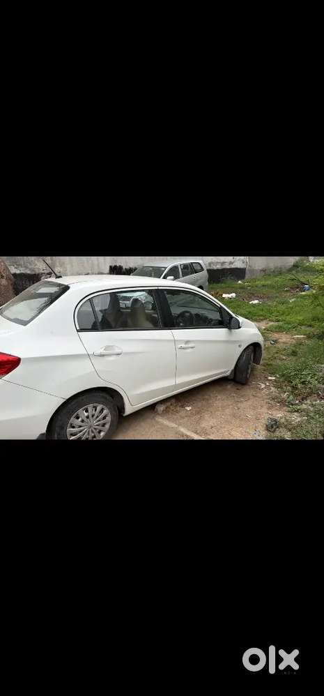 Honda Amaze 2014 Petrol Well Maintained