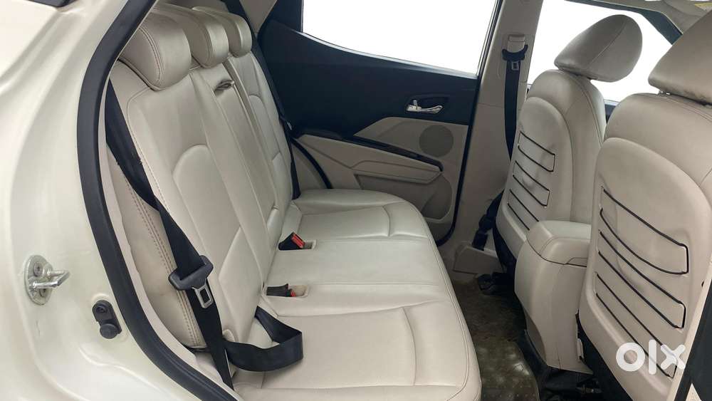 Mahindra Xuv300 W8 Option Diesel, 2021, Diesel