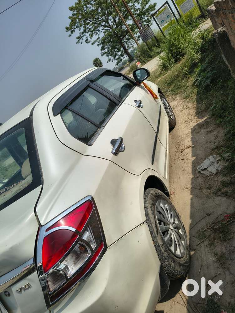 Maruti Suzuki Swift Dzire Amt Vxi, 2017