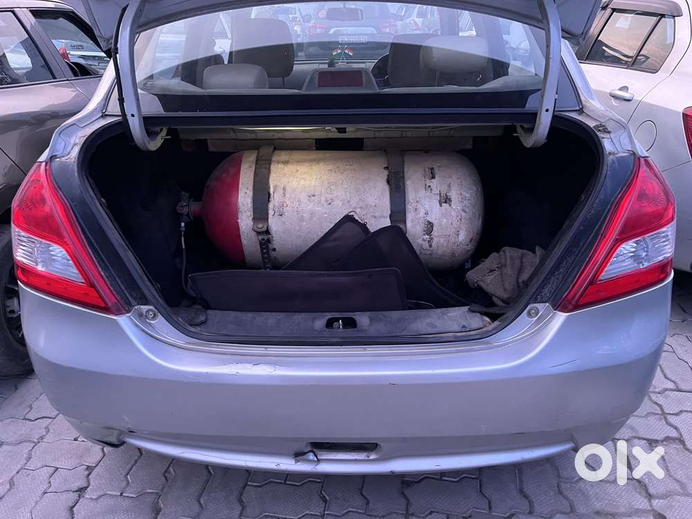 Maruti Suzuki Swift Dzire Vxi Optional, 2012, Cng & Hybrids