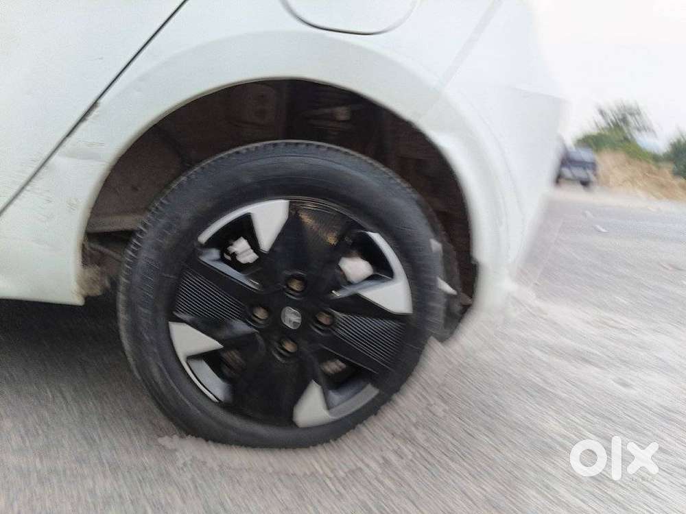 Tata Tiago Xz, 2020, Petrol