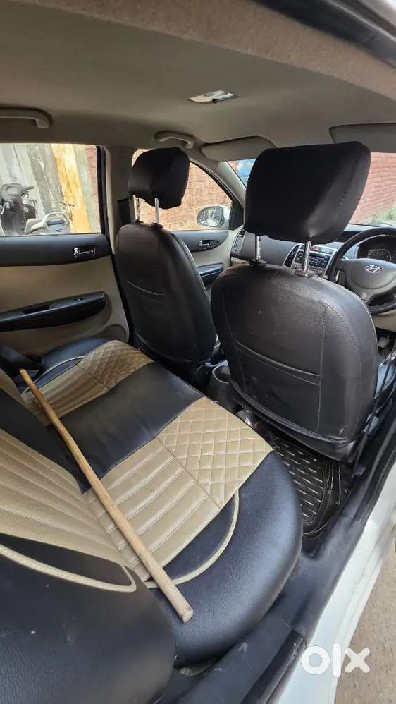 Hyundai I20 2013 Petrol Good Condition Family Car
