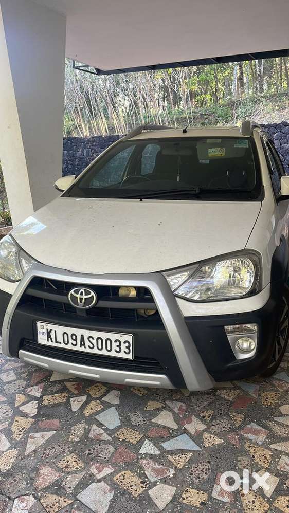 Toyota Etios Cross 2019