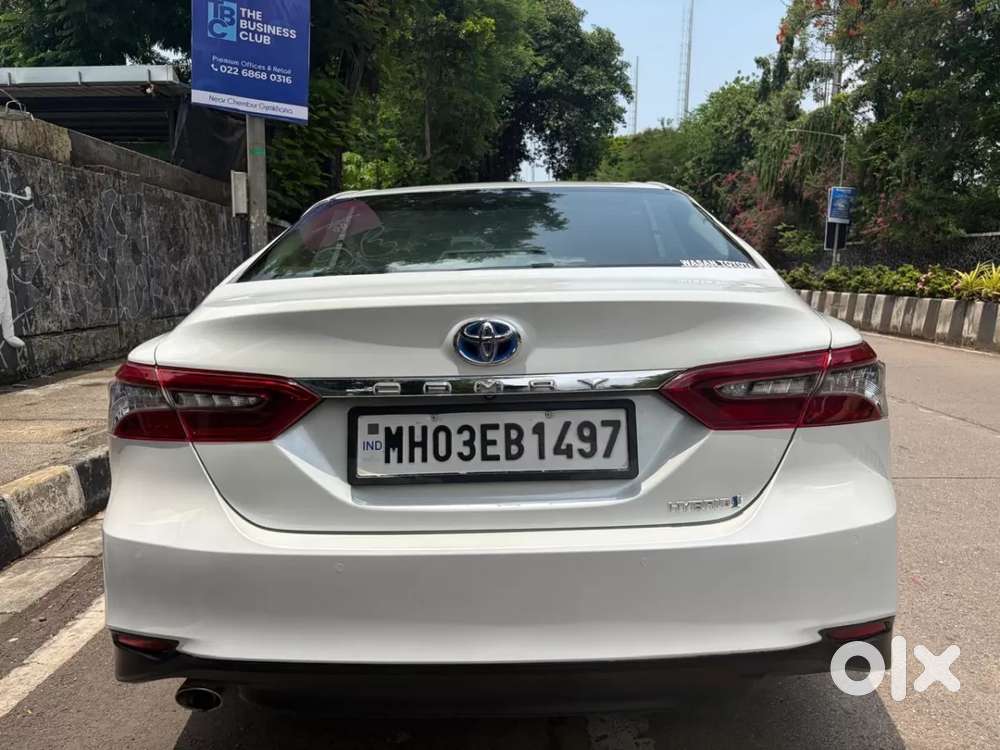 Toyota Camry Hybrid, 2022, Petrol