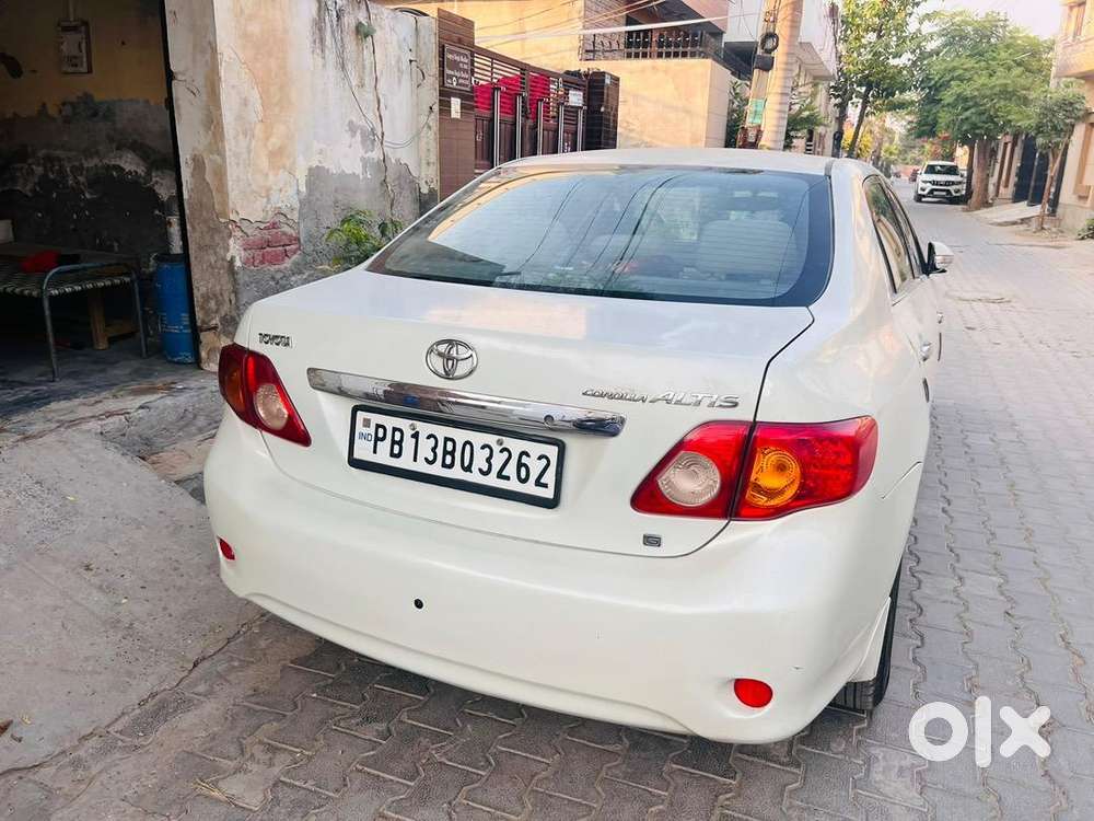 Toyota Corolla Altis 2011 Diesel