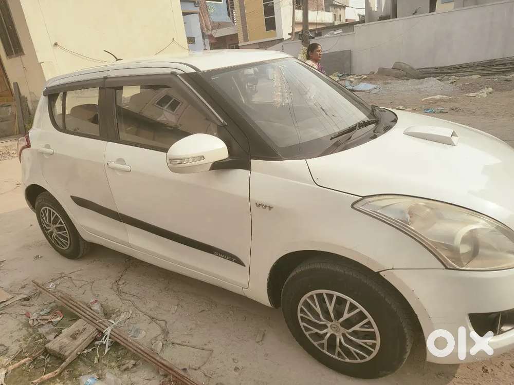 Maruti Suzuki Swift 2013 Petrol 97000 Km Driven
