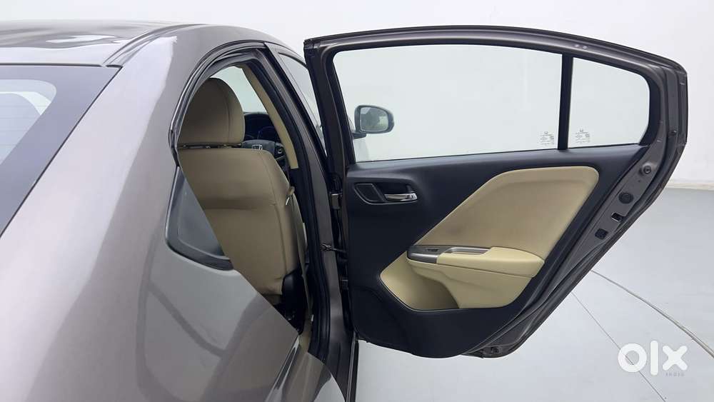 Honda City I-vtec S, 2015, Petrol