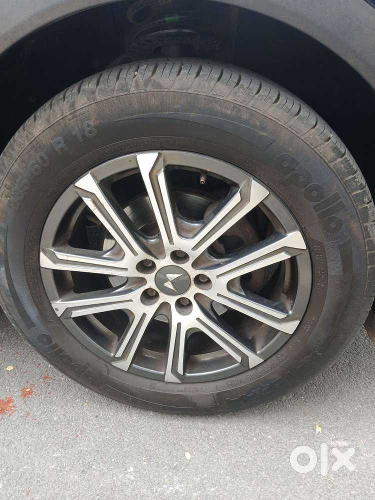 Mahindra Xuv700 2.2 Ax 7 Diesel At Str, 2022, Diesel