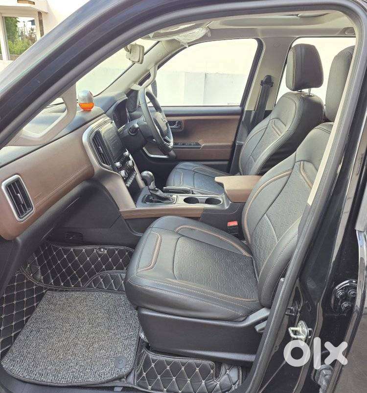 Mahindra Scorpio N Z6 Diesel At 2wd 7 Str, 2023, Diesel