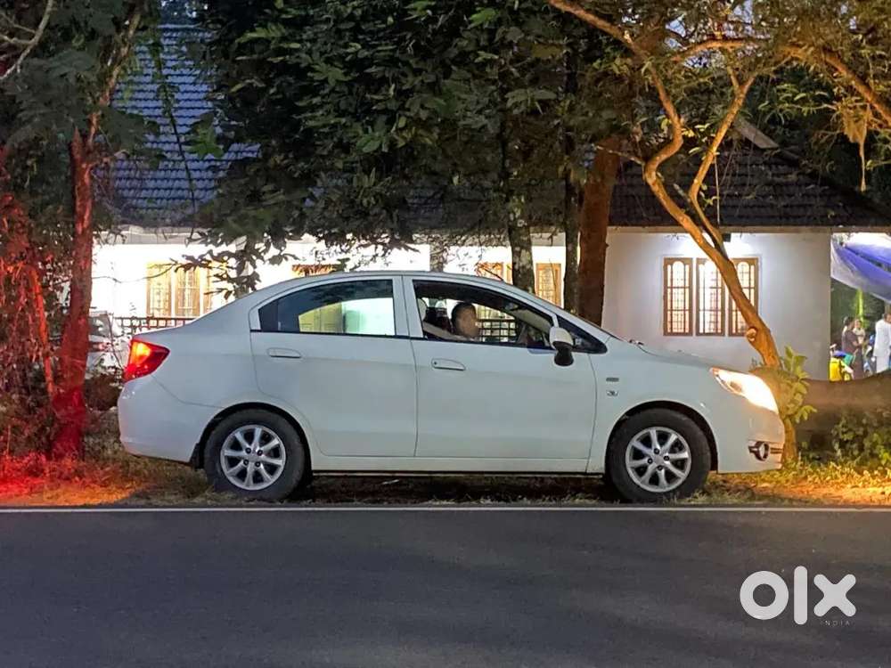 Chevrolet Sail 1.3 Lt Abs Tcdi (top-end Variant)