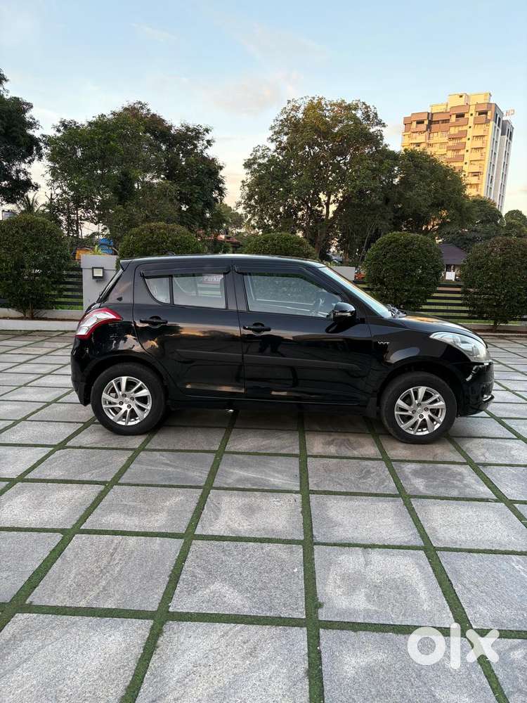 Maruti Suzuki Swift 1.3 Zxi, 2012, Petrol